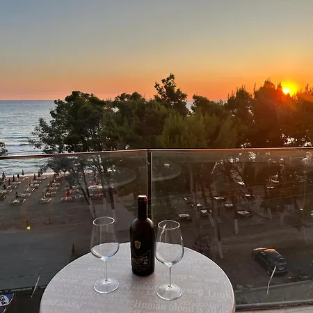 Sunset Luxury Shengjin Lejlighed