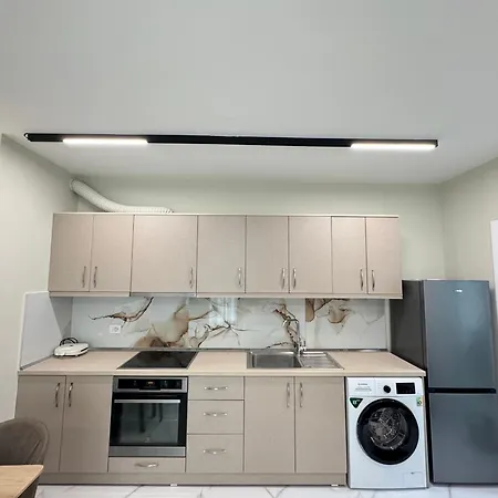 Sunset Luxury Shengjin Apartman *