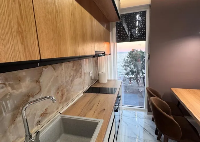 شقة Sunset Luxury Shengjin *