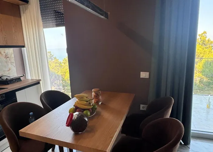 Sunset Luxury Shengjin